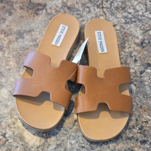Steve Madden Size 6 NEW Tan Leather Slide Sandals - Picture 2 of 8